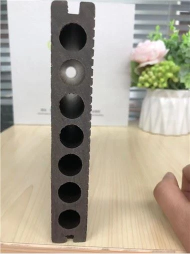 Relief Modèl Planche 146 * 23mm twou wonn